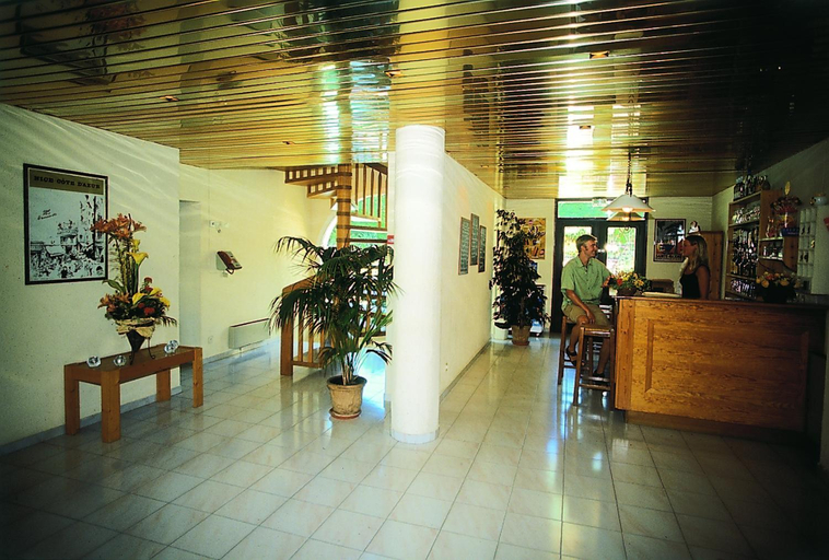 Public Area, Hotel Lou Paouvadou, Var
