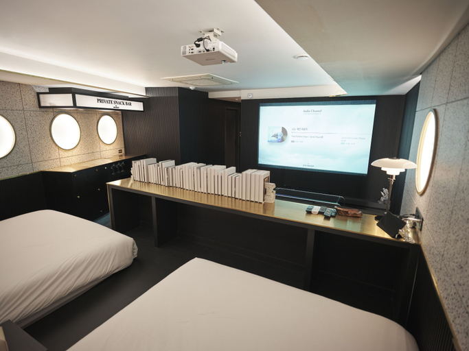 Bedroom 5, UH Suite The Myeongdong, Jung