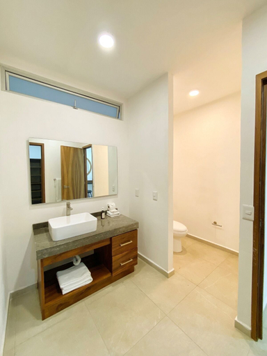 Bathroom 4, ITARE BEACH HOUSE, Compostela