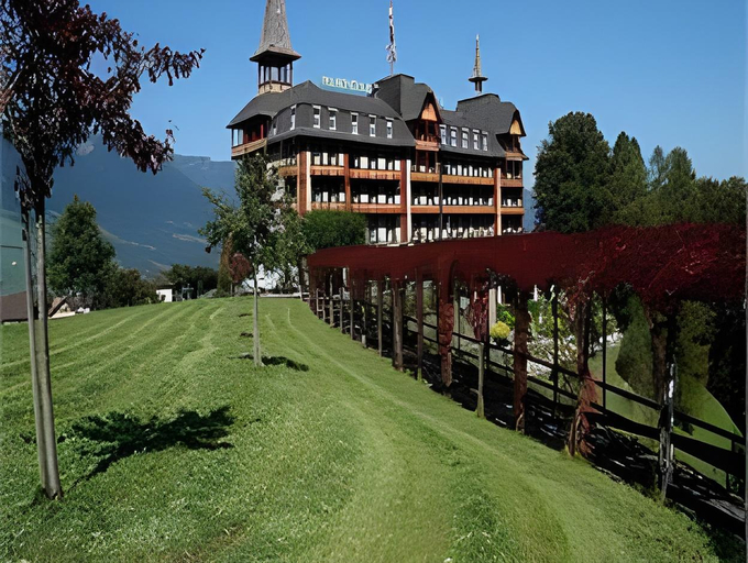 Others 2, Jugendstilhotel Paxmontana, Obwalden
