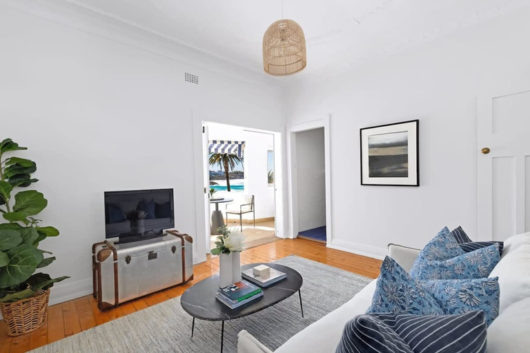Room 3, Absolute Seafront Bronte, Sydney