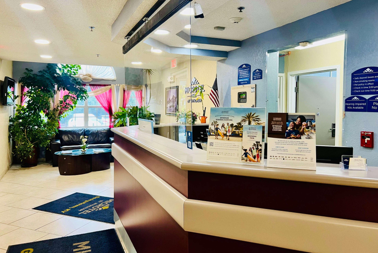 Public Area 2, Microtel Inn by Wyndham Georgetown, Scott