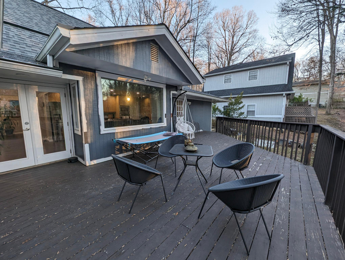 Public Area 2, Colony Suite, Cobb