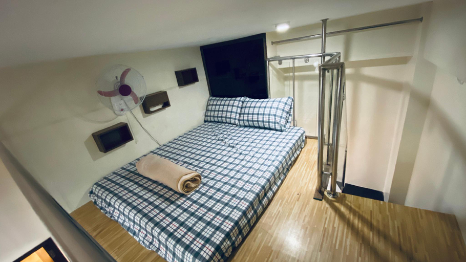Bedroom 2, One Palm Tree Villas by HnM, Pasay City