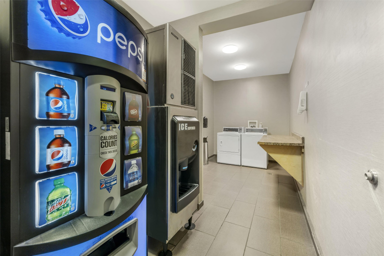 Food & Drinks 5, Best Western Plus University Inn, Cattaraugus