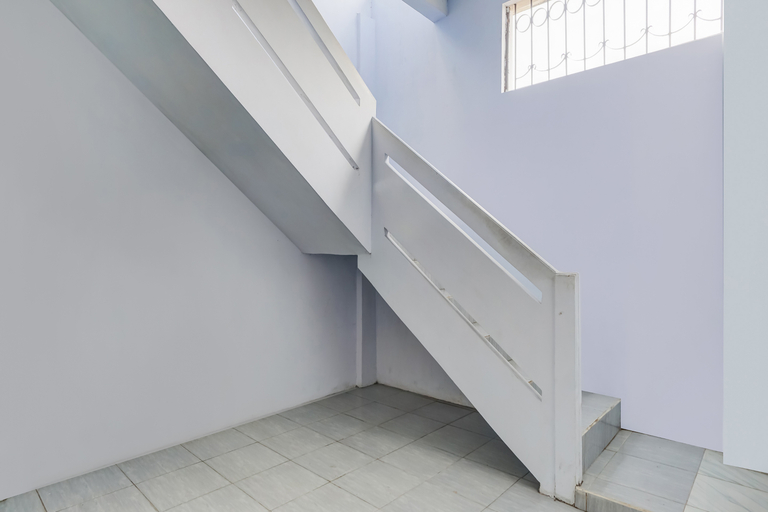 Public Area 2, SPOT ON 90797 Sukun Syariah Homestay, Malang