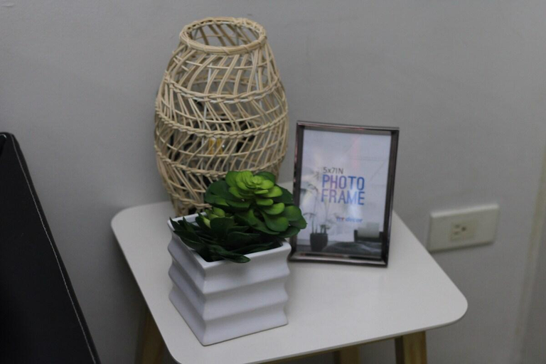 Others 5, Huge A2J Executive Luxury 1BR Suite Near ABS CBN, Quezon City