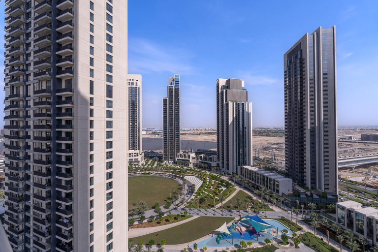 Exterior & Views 2, Luxury Dubai Creek Harbour Waterfront Apartment, Dubai