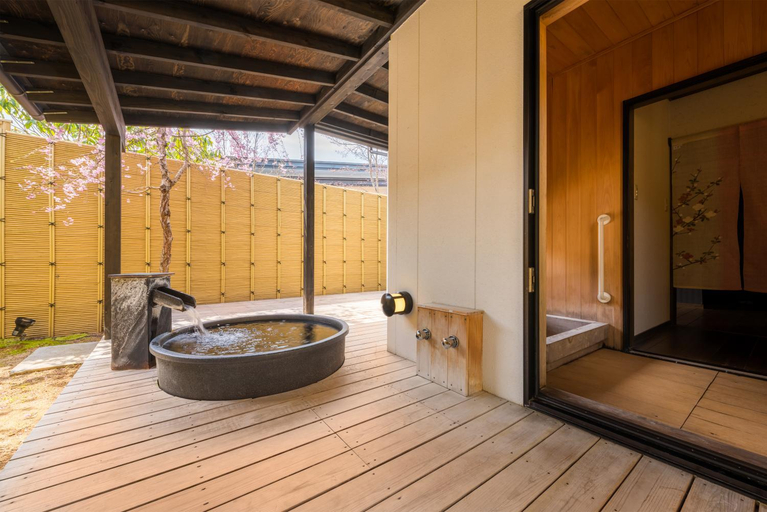Bathroom 3, Ichiraku tendo spa & brewery, Tendo