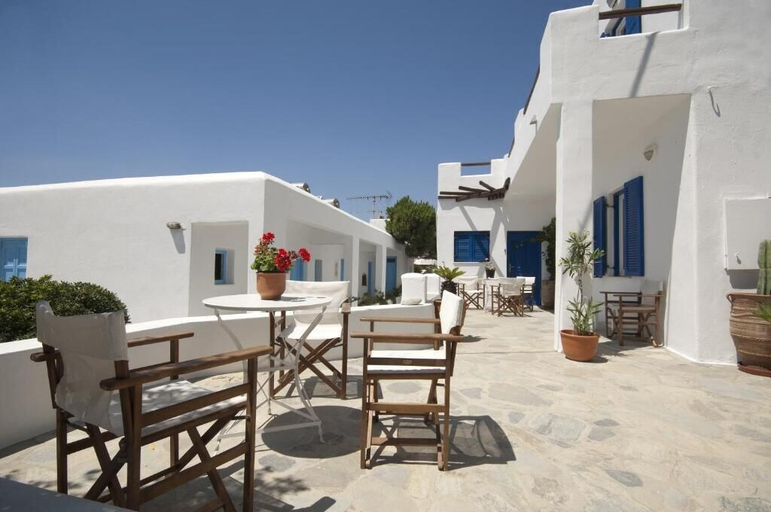 Others 3, MEGAS ROOMS, South Aegean