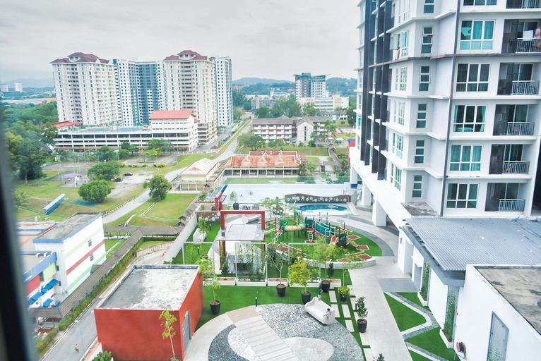 Others 4, AZFA Suites at De Centrum Putrajaya Bangi FREE wifi, Sepang