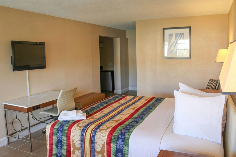 Bedroom 2, APM Inn & Suites - Jacksonville, Duval