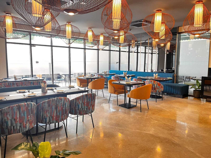 Food & Drinks 5, Hotel The Qubice Kolhapur, Kolhapur