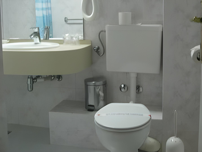 Bathroom 4, Hotel Osmine, Dubrovačko Primorje