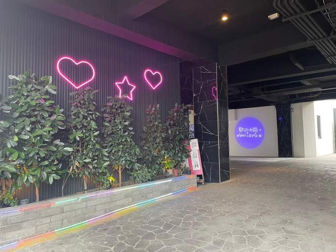 Others 4, 520 Car Business Hotel, Changhua