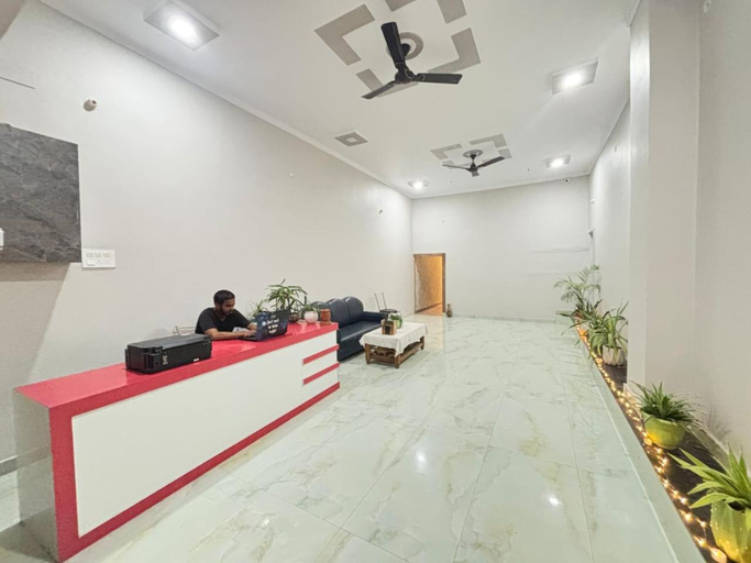 Public Area 2, Nirvana Inn, Faizabad