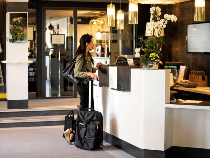 Public Area 4, Mercure Cabourg - Hotel & Spa, Calvados