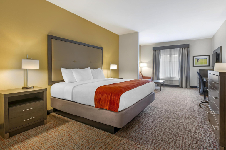 Bedroom 2, B/W Plus Elizabethtown Inn & Suites, Hardin