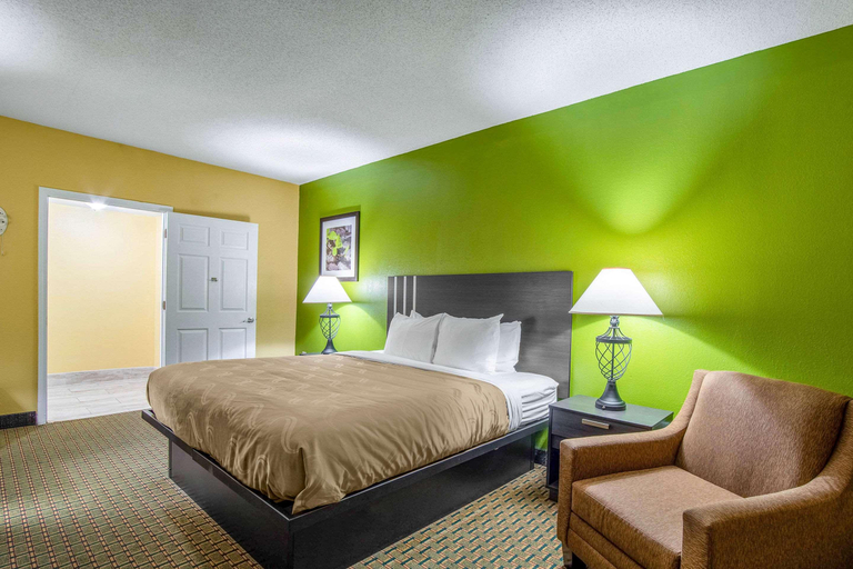 Bedroom 3, Quality Inn West Columbia - Cayce, Saluda