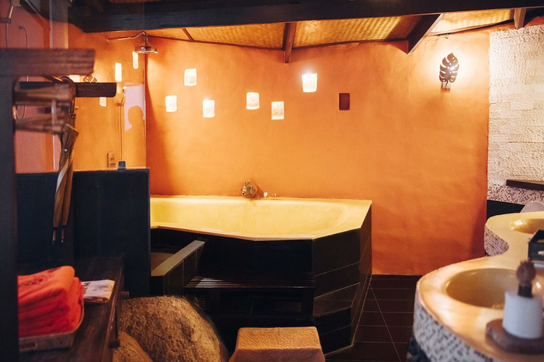 Bathroom 5, Koh Tao Cabana Resort, Ko Phangan
