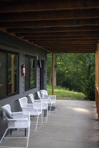 Others 4, The Woodsman Lodge, Carroll