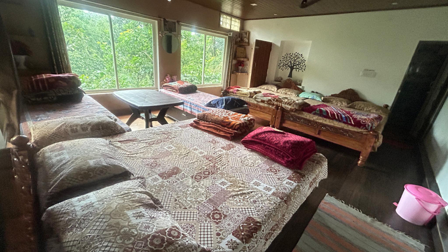 Bedroom 2, Doddakallu Betta Homestay Coorg, Kodagu