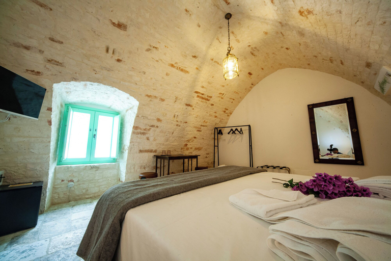 Bedroom 2, Bella Itria, Bari