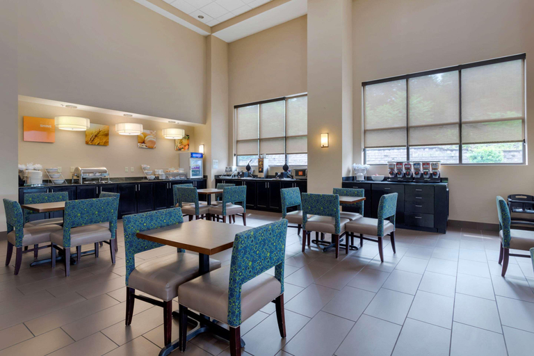 Food & Drinks 5, Comfort Suites Kingsport, Sullivan