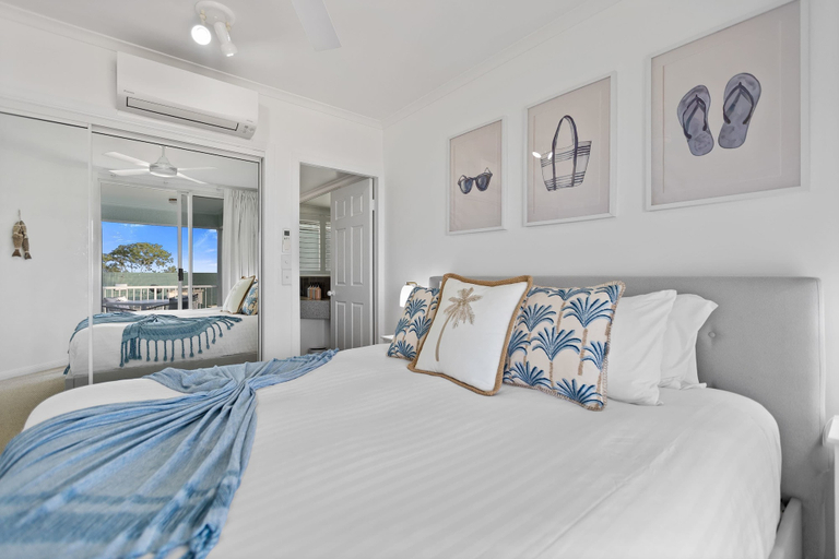 Room 3, Palm Sea Trinity Beach, Cairns