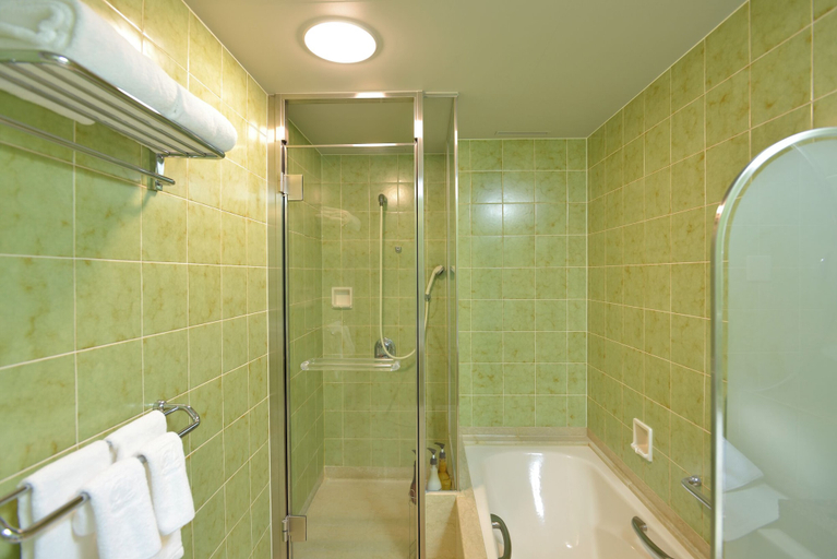 Bathroom 5, The Prince Hakone Lake Ashinoko, Hakone