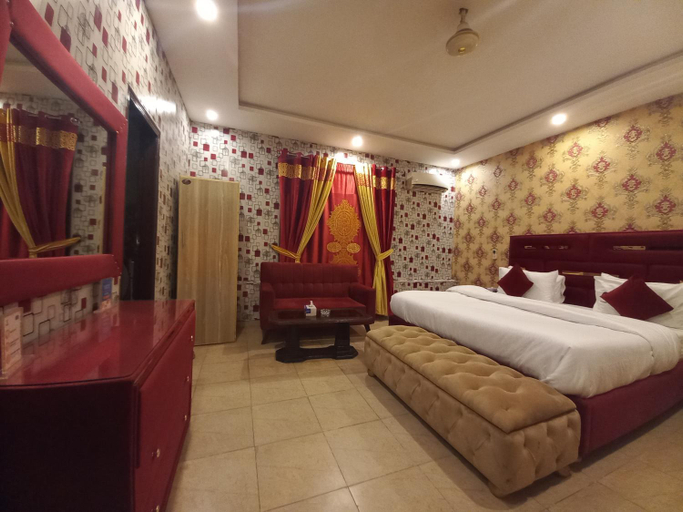 Bedroom 4, Hotel Johar Town Lahore, Lahore