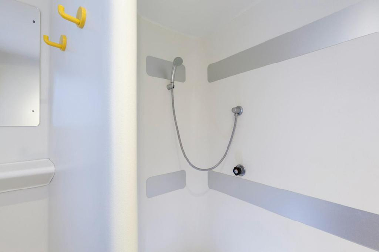 Bathroom 5, Unisotel Colmar, Haut-Rhin
