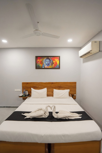 Bedroom 2, Hotel Vaishnavi Classic, Hyderabad