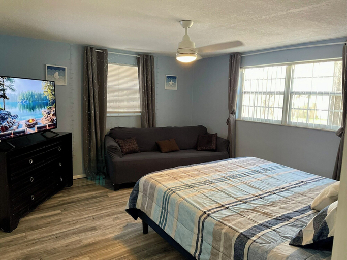 Bedroom 3, Gulf Side Getaway near Downtown Beaches, Pasco