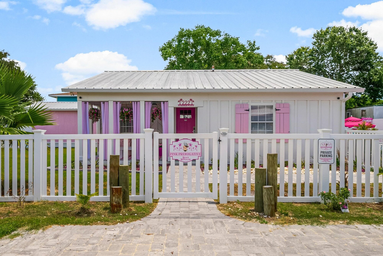 Exterior & Views 2, Beach House - Pink Prerogative by PHG, Bay