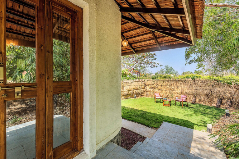 Exterior & Views 2, Cosmicstays Joshet Farmstay, Pune