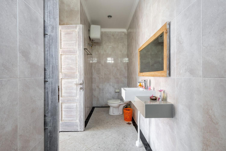 Bathroom 3, Villa Chunga-changa, Badung