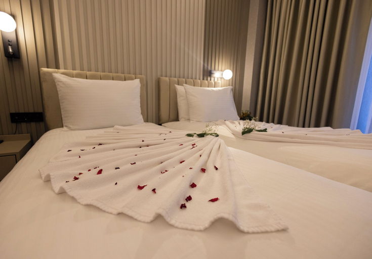 Bedroom 2, The Galata Glory Hotel, Beyoğlu