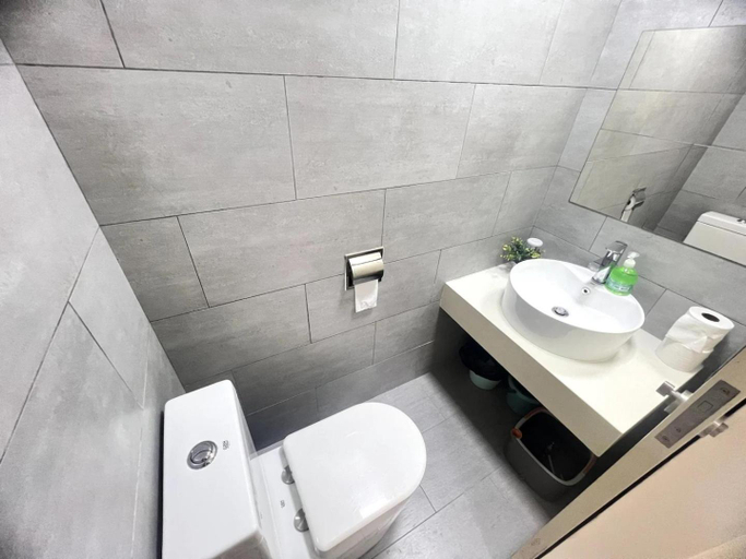Bathroom 5, Arte Mont Kiara Homestay, Kuala Lumpur
