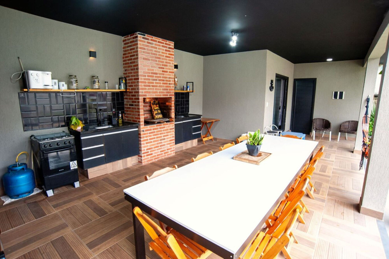 Room 2, Casa pet Friendly c Piscina Churrasqueira e Wi-fi, Saquarema