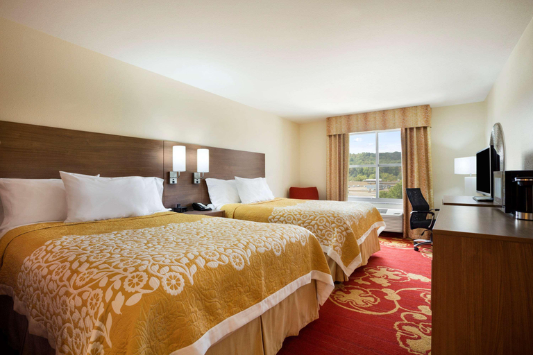 Bedroom 4, Days Inn & Suites Caldwell, Noble