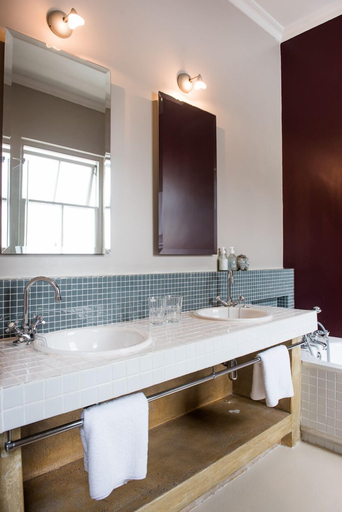 Bathroom 4, Welgelegen House by RETURN Africa, City of Cape Town