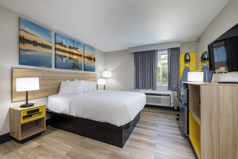 Bedroom 4, Days Inn by Wyndham Billings, Yellowstone