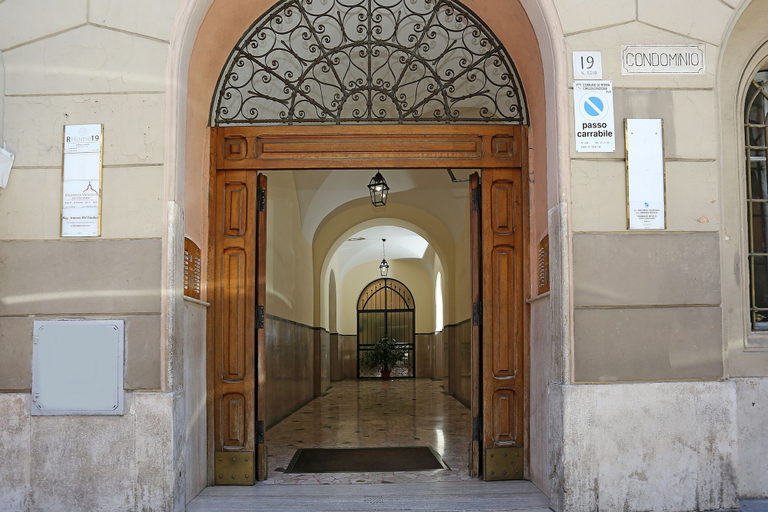 Exterior & Views 2, Residenza Vittoria Roma, Rome