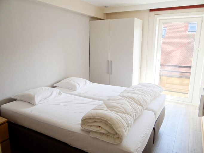 Bedroom 3, Attic Apartment in Nieuwpoort by the Beach, West-Vlaanderen