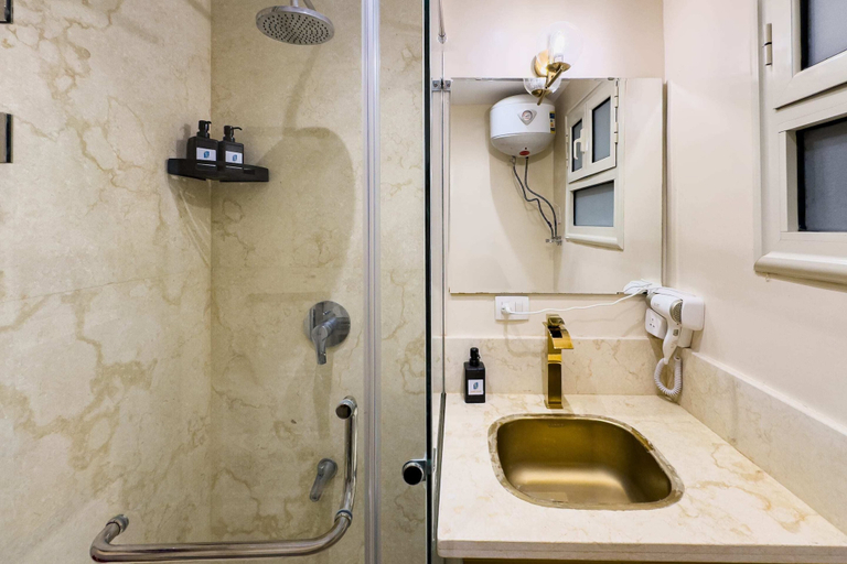 Bathroom 2, Xuru Stays I Authentic Traditions Cozy Stays, 1bdr, Nasr City 1