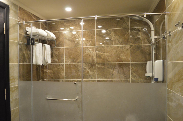 Bathroom 5, Eastern Al Montazah Hotel, Al-Muntazah