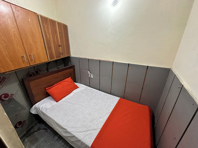 Others 4, Professional Lahore Hostels, Lahore