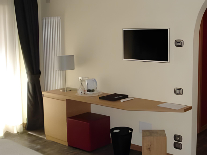 Others 5, Hotel Garni Vittoria, Trento