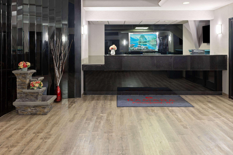 Public Area 2, Ramada by Wyndham Parsippany, Morris
